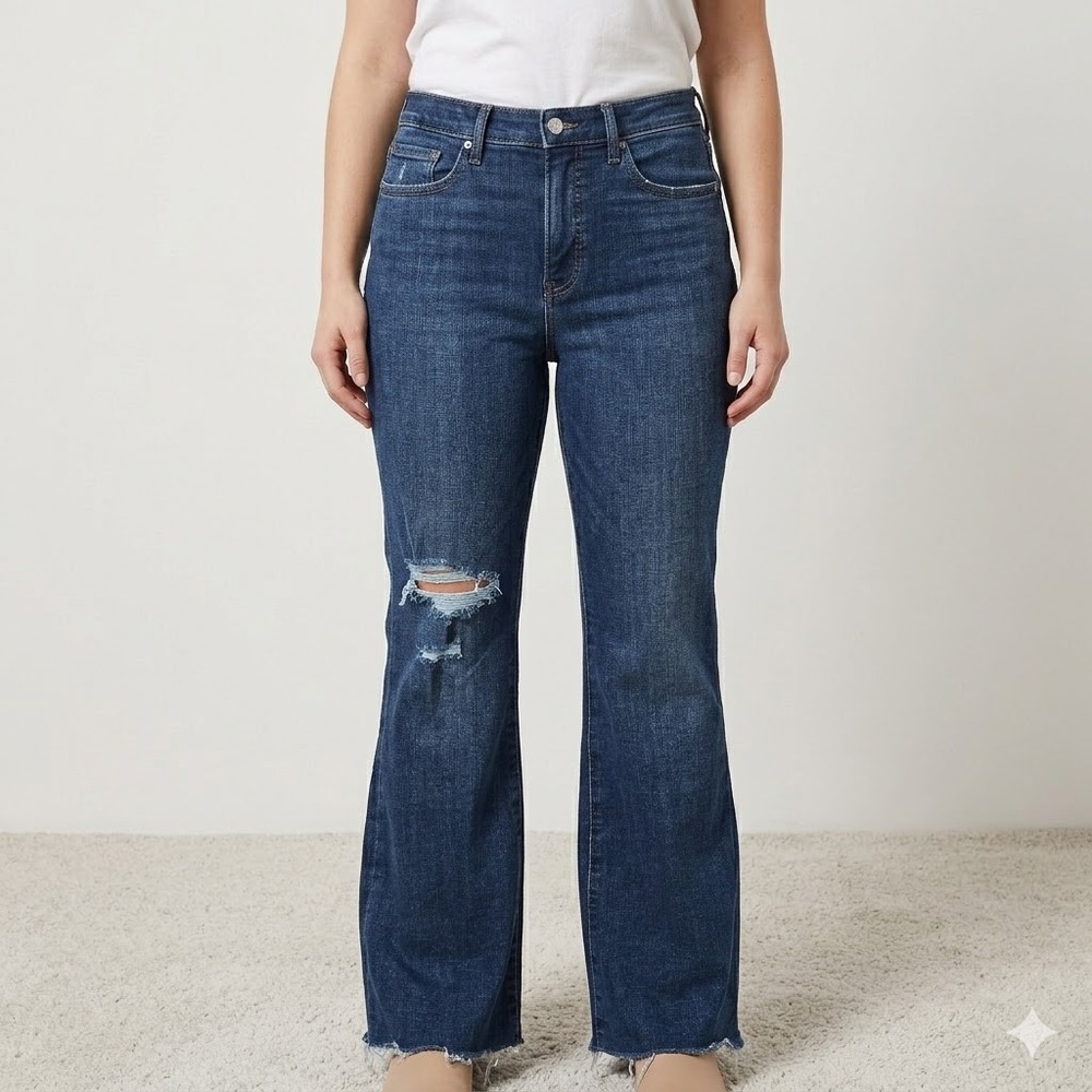 Express Distressed Flare Jeans 8R Blue Raw Hem High Rise Stretch [Used]‎